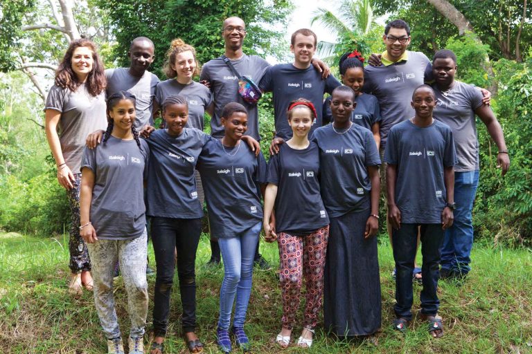 VOLUNTEERING IN TANZANIA